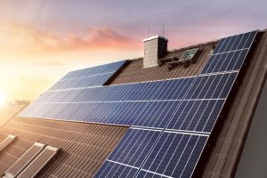 The Dos and Don'ts of Effective Solar Panel Cleaning